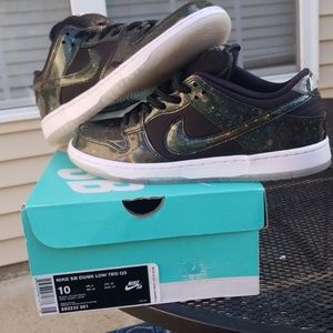 Nike Sb Intergalactic 4/20 Dunks(2017)